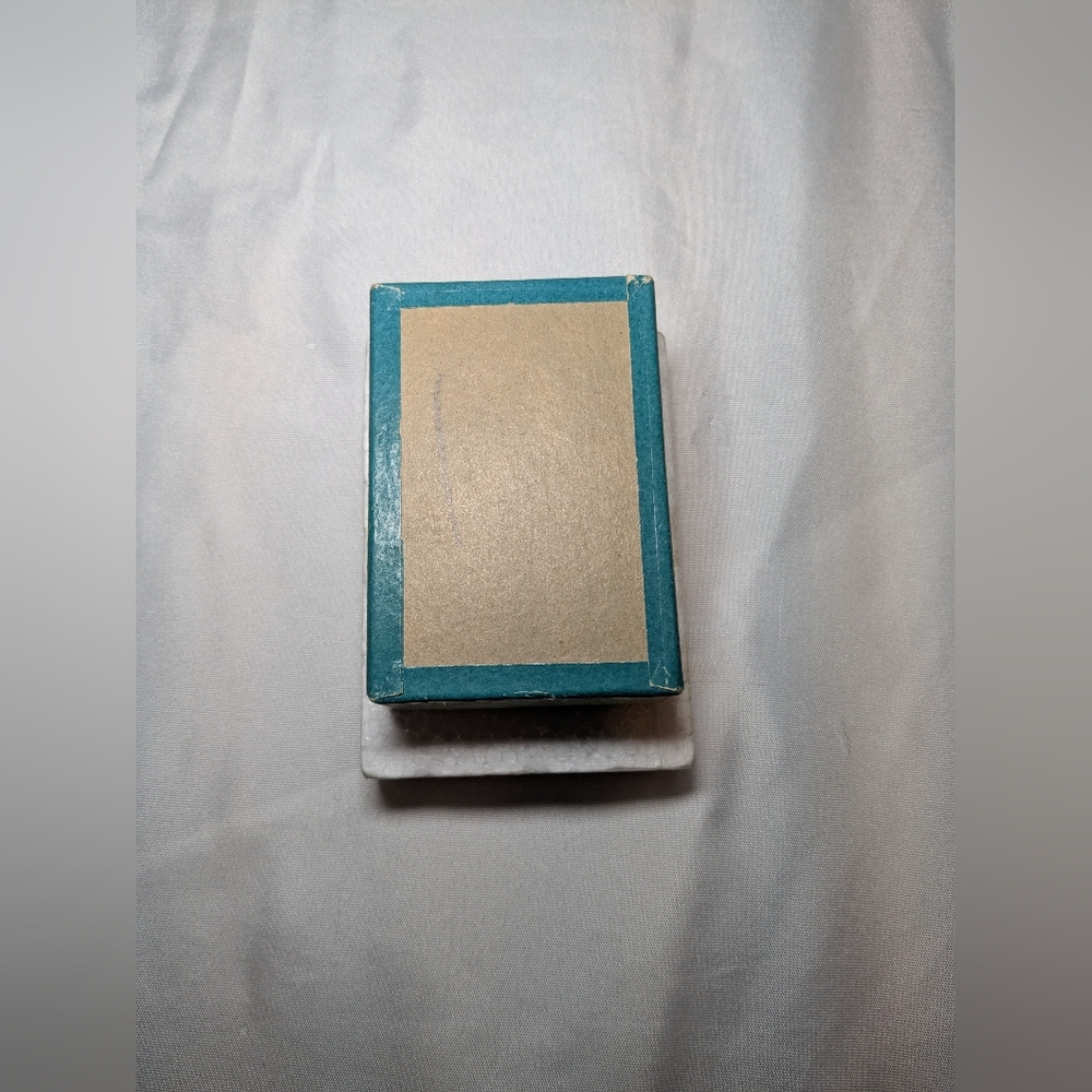 Vintage Microscope Slides (No Microscope) In A Metal Tin - Picture 7 of 9